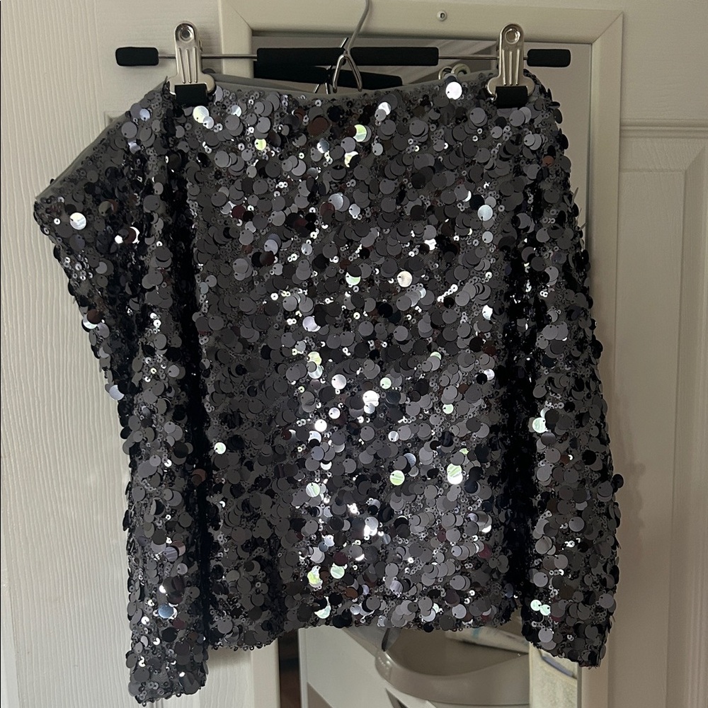 Brand new Abercrombie & Fitch Dark Grey sequin Scarlett mini skort